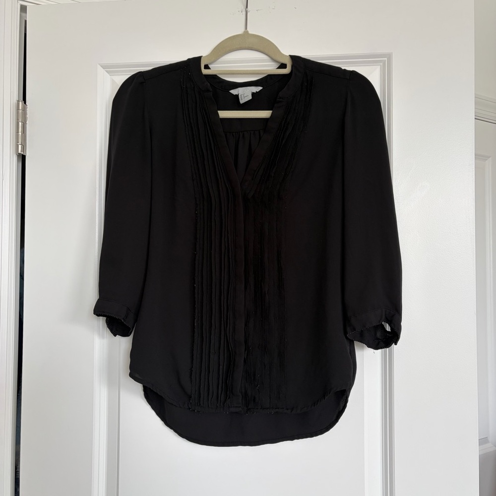 H&M Black Pleated V-Neck Women's Blouse